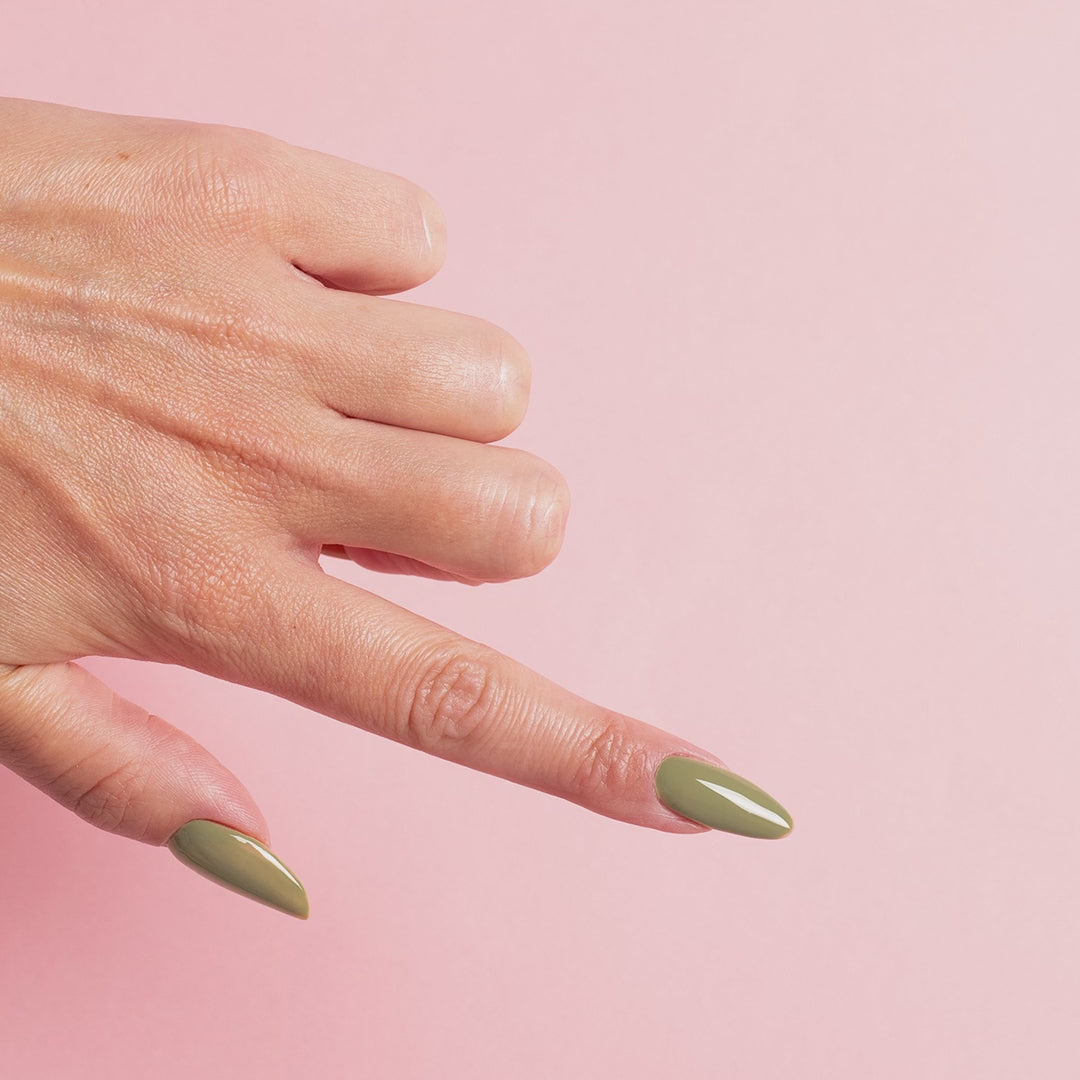 Carica video: Semilac 659 Matcha Latte 7ml