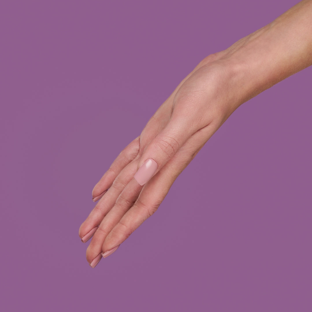 Carica video: 004 Semilac Classico Nudo 7 ml